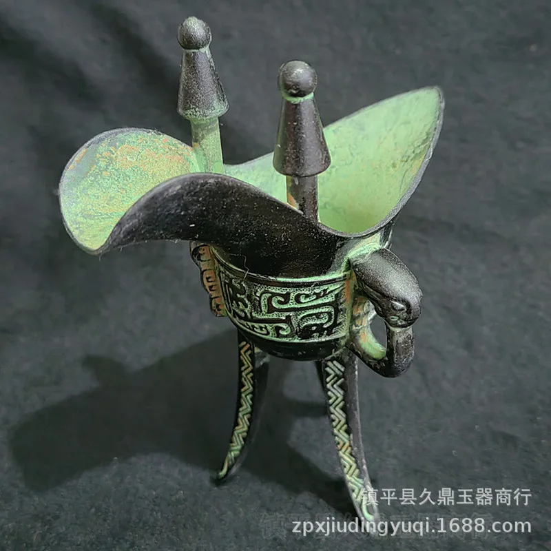 glasses, utensils, bronze ornaments, three-legged cups, ancient wine vessels, props for home and office, copper orname
