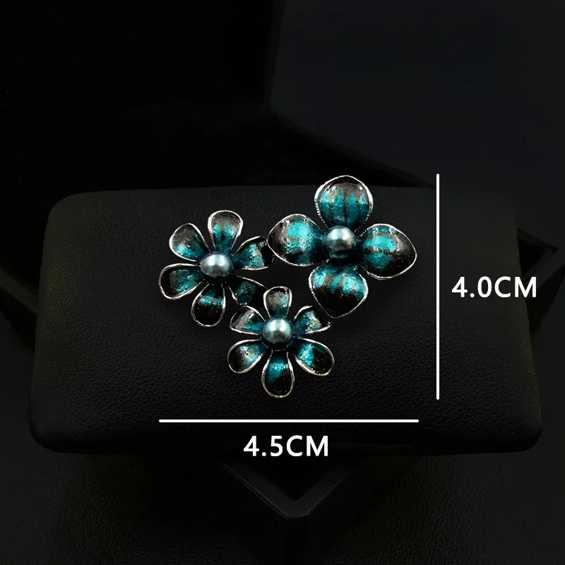 Retro Dark Blue Flower Brooch Fashion Suit Shirt Neckline Corsage Luxury Big Pin Clothes Accessory Women Pearl Jewelry Gift 1996