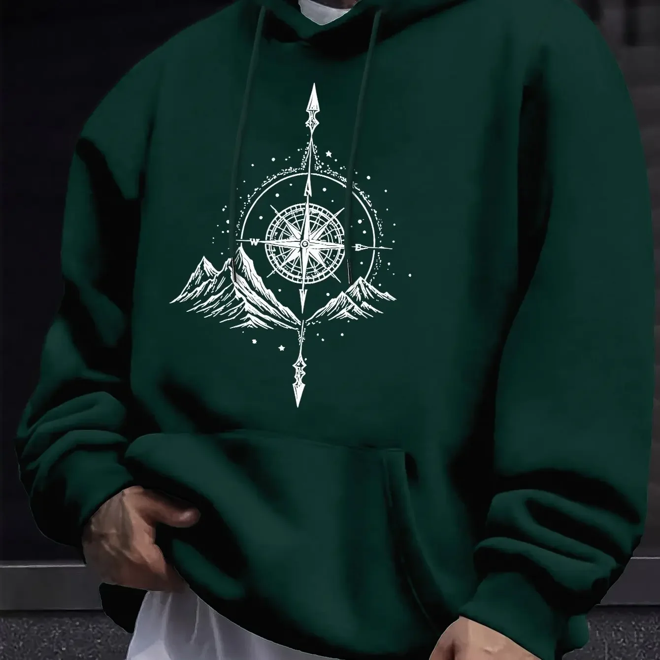 Men Pullover Hoodie Black Retro Compass Spear Mountain Hand Sketch Chest Print Loose Hiking Street Sweatshirt