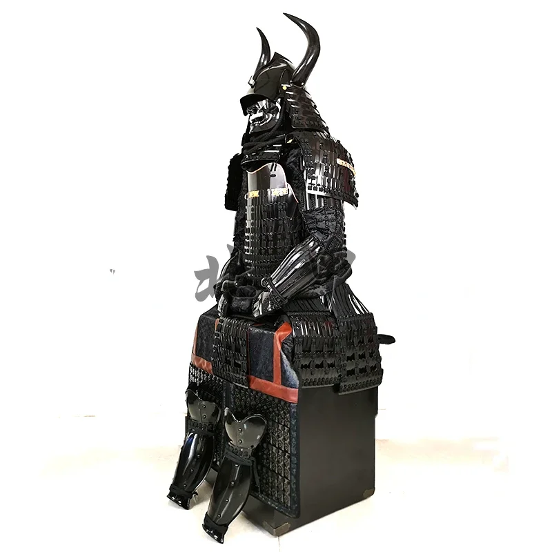 Japanese Black Samurai Armor Japan Warrior Armour Helmet for LARP and Cosplay