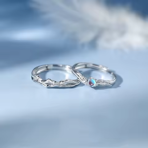 Luxury Silver Women's Small Waist Crossing Xinghe High-end Proposal Diamond Ring Moonstone Ring