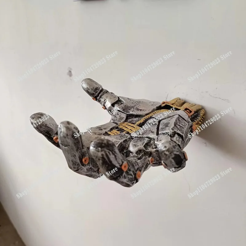 Hot-selling new products Wall-mounted basketball storage Household shelves Robot Resin handicrafts Wall decoration