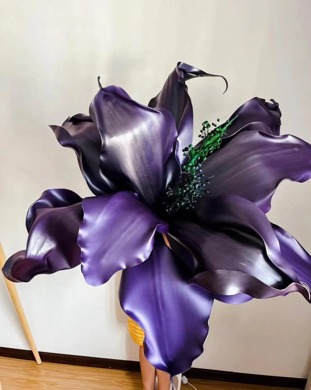 

V97 Гигантский цветочный декор из ЭВА: высокотехнологичный элемент для салонов красоты, большой фон из фиолетовой пены