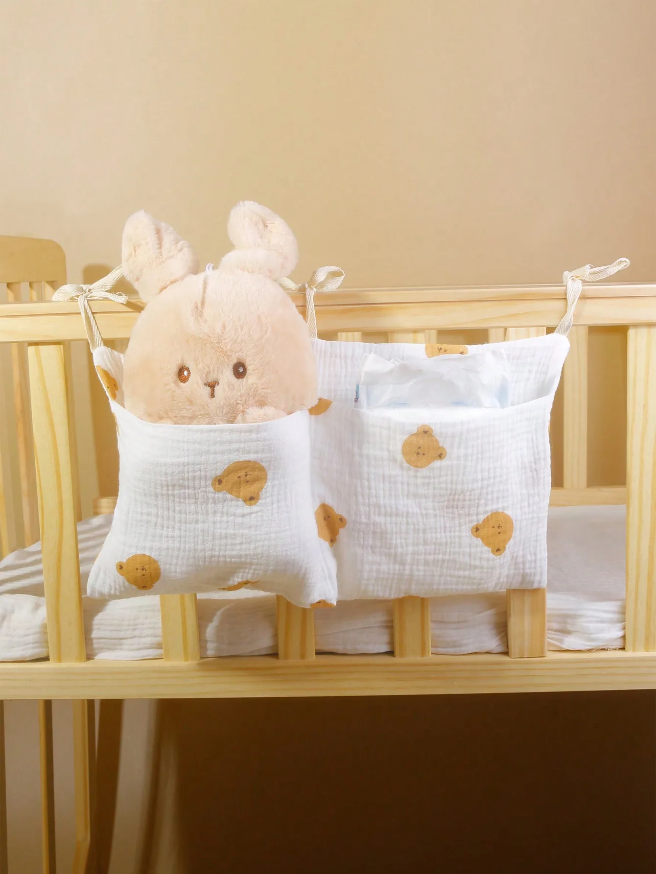 

Cotton Gauze Baby Bedside Hanging Storage Bag 2 Pockets Organizer Hanging Bag Diaper Nappy Bags for Baby Cribs and Toys