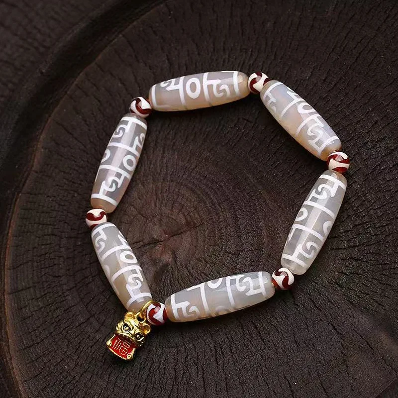 

Natural Agate Lotus Master Dharma String Single Loop Tiger Tooth Awakening Lion Non-Phase Buddha Three Eyes Dzi Bead