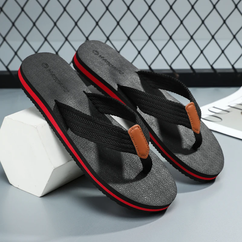 YRZL รองเท้าแตะฤดูร้อนสําหรับผู้ชายรองเท้าแตะชายหาดระบายอากาศไม่ลื่นน้ําหนักเบาสบายรองเท้าแตะผู้ชายรองเท้าลําลองกลางแจ้ง