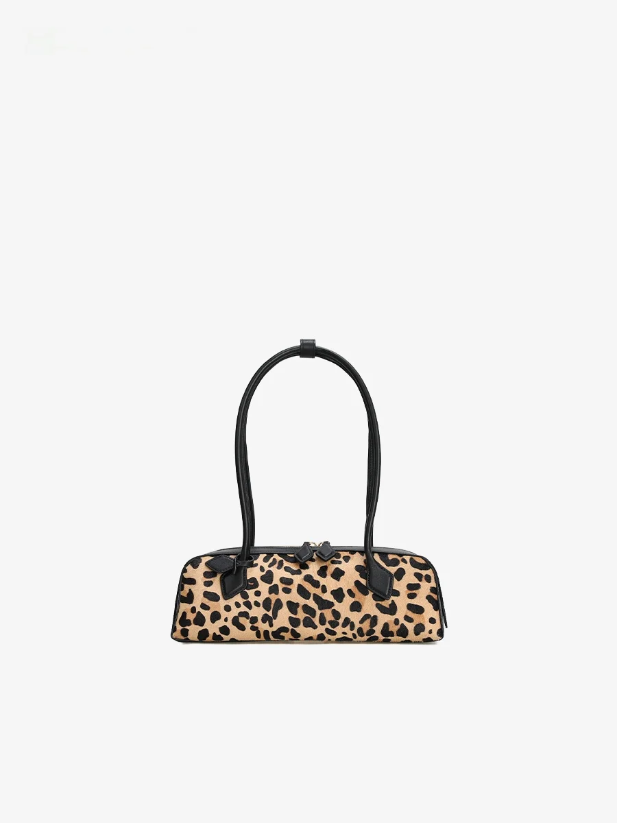 

CaitinKaie Women's Sausage Bag Autumn Winter New Hair Splicing Genuine Leather Underarm Leopard Print French Bread Bag