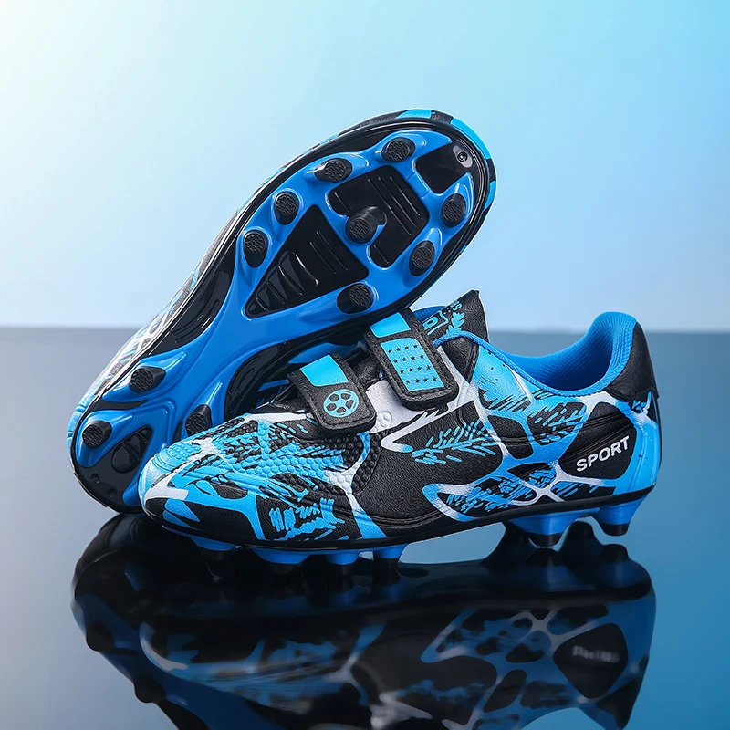New Men Kids Soccer Shoes Professional Cleats Non-Slip Ultralight Football Boots Grass Boys Match Training Shoes Drop Shipping