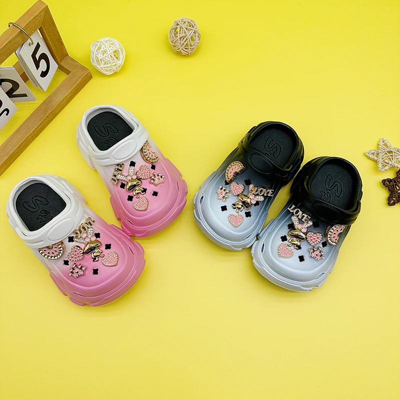 

Cute and Versatile Family Slippers for Boys and Girls, New Cartoon Watermelon Rabbit Eva Clogs, Soft-Soled Non-Slip Toe-Cap Sandals 606