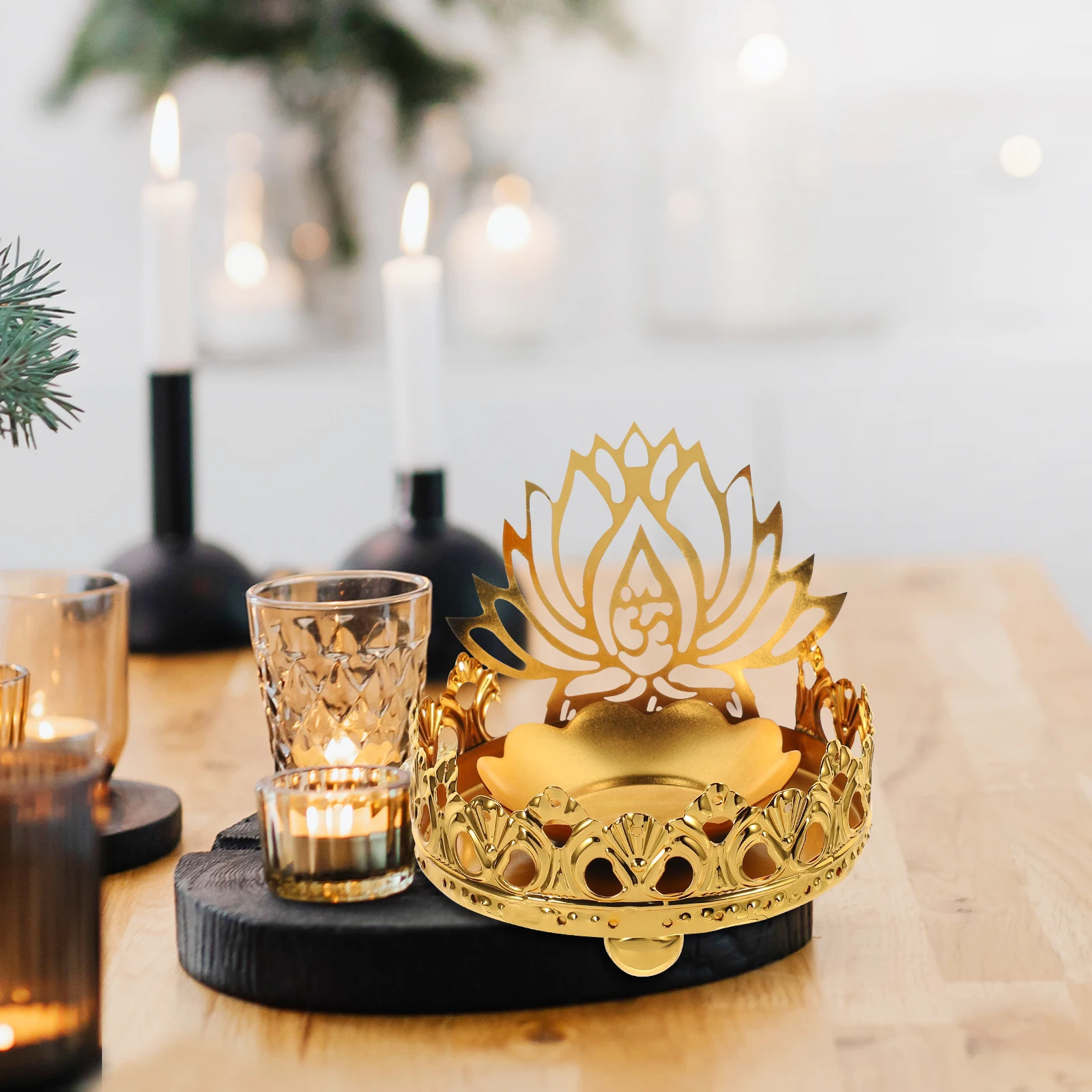 

Hollow Holder Decorative Metal Craft Lotus Candlestick Home Office Table Decor Wedding Party Centerpiece Tea Light Pillar