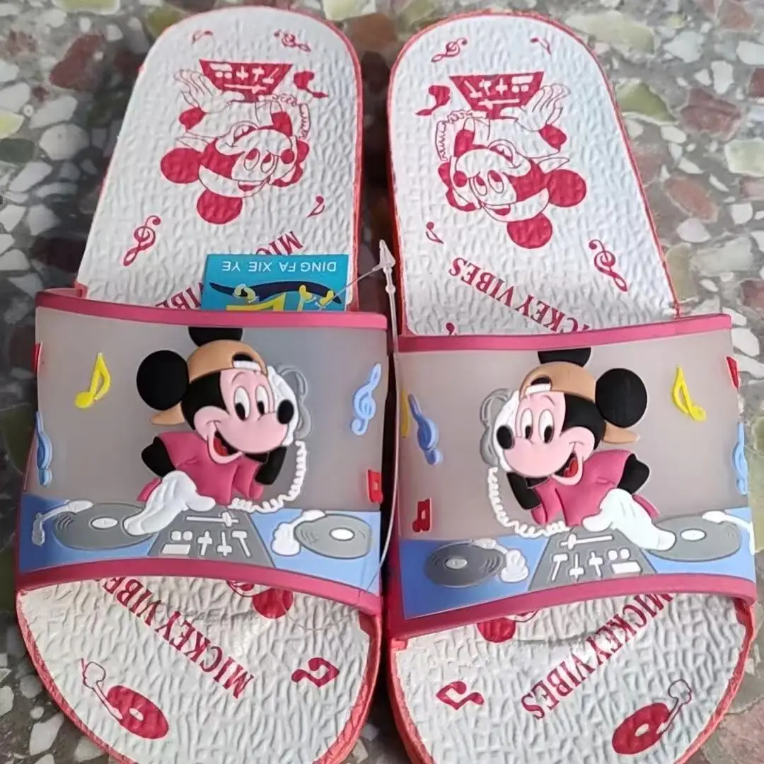 

drop shipping hello kitty Snoopy really pictures women's slippers 2025 new women's shoes lovely indoor mickey mouse slippers