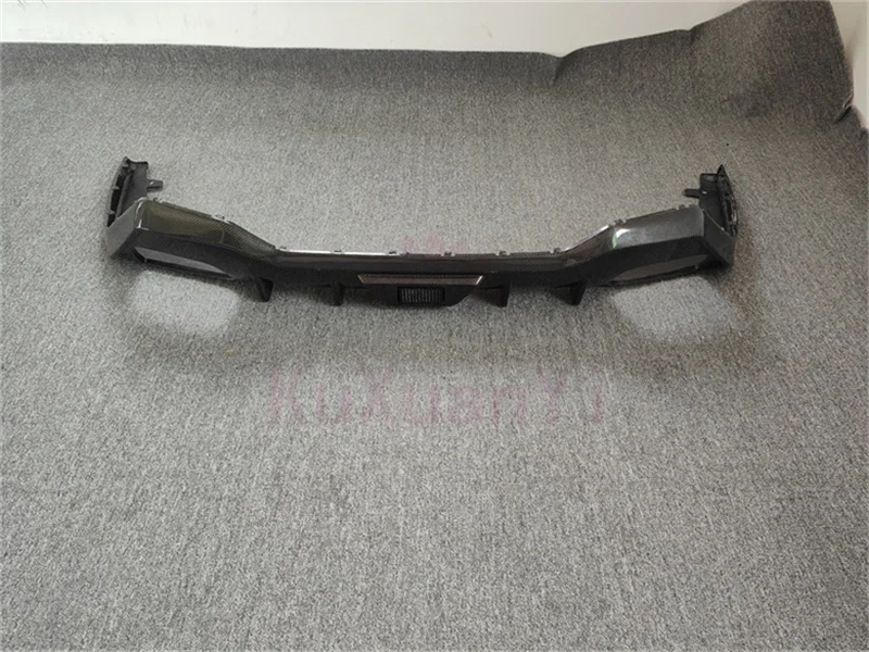 ناشر خلفي من ألياف الكربون عالي الجودة لسيارات BMW 8 Series 840i G14 G15 2019-2022 طقم هيكل المصد الأمامي حافة التنانير الجانبية