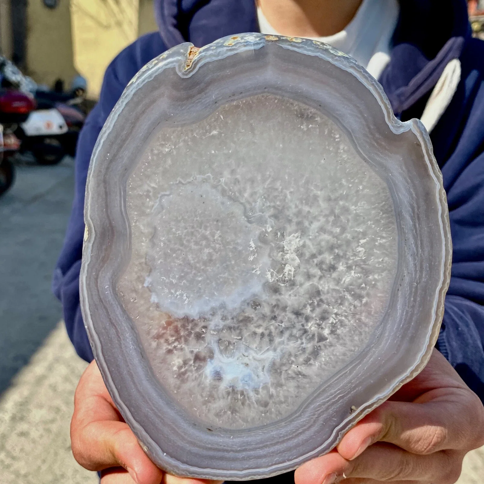 

Natural Color Crystal Agate Slices, Energy Gemstones, Spiritual Healing, Home And Office Decoration, Divination, Demagnetization