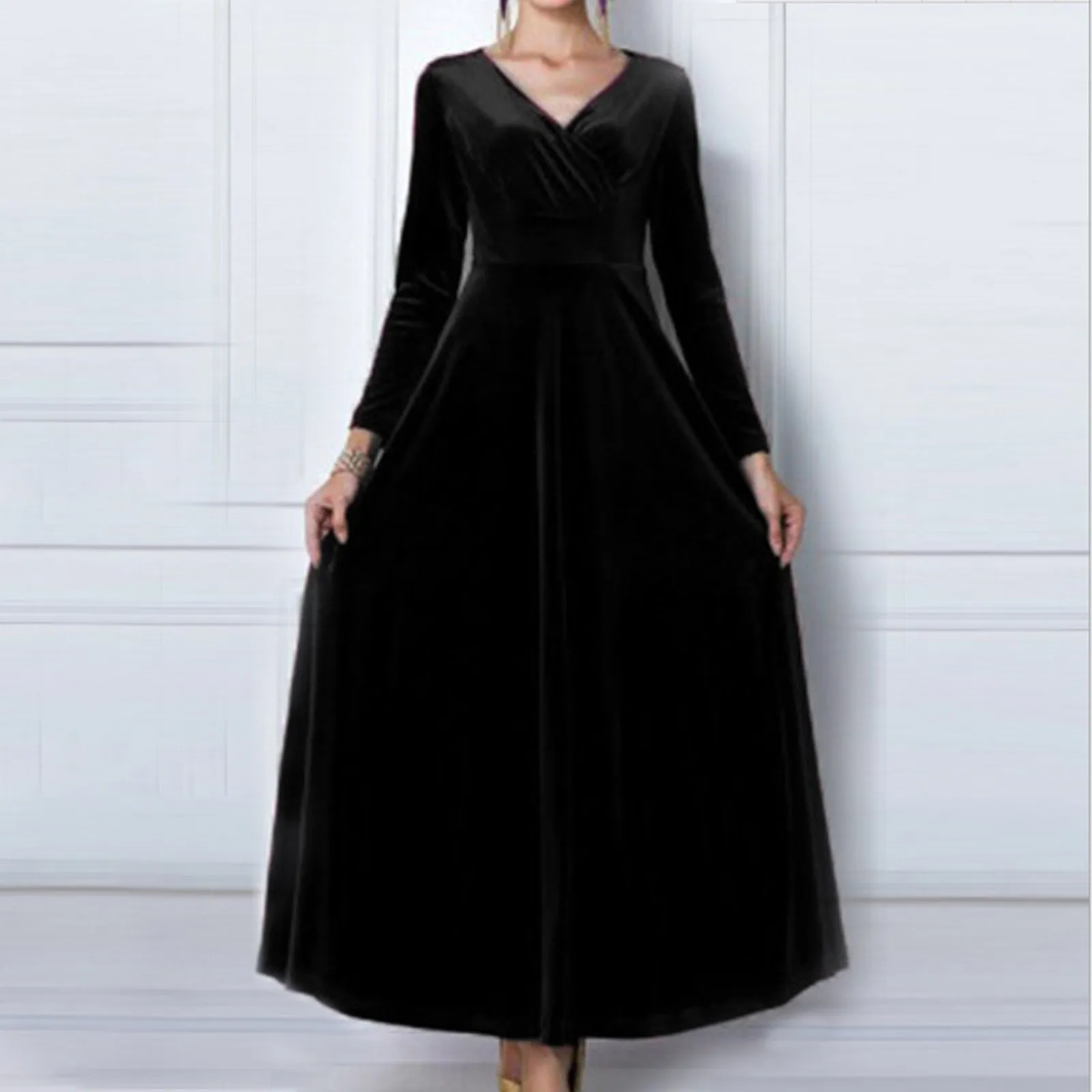 

Vintage Women Autumn Long Sleeve V Neck Pleated Velvet Banquet Party Maxi Dress Party Wedding Elegant Evening Dress