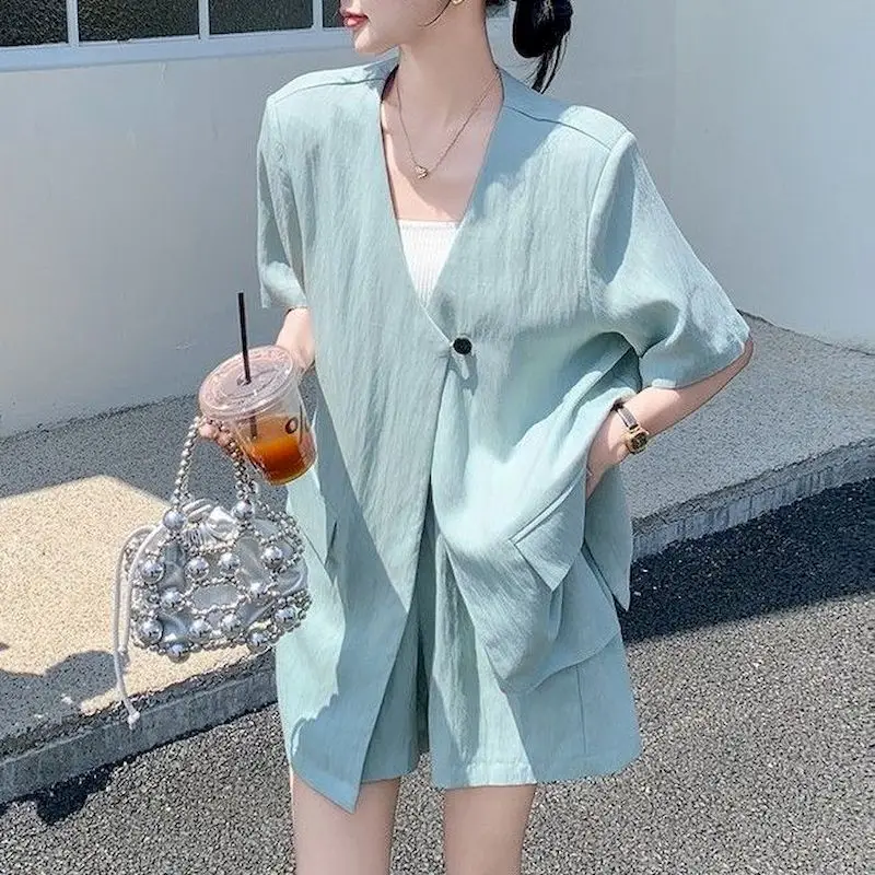 

Корейский стиль: летний комплект из тонкого пиджака с коротким рукавом и шорт для женщин, повседневный элегантный костюм из двух предметов