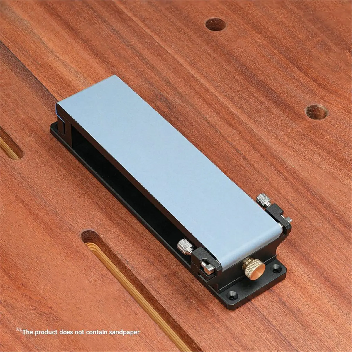 

Utility Design Sandpaper Holder Aluminum Sandpaper Stand Sharpener Bracket Sharpener Base Sharpener Leather Burnisher Woodworkin