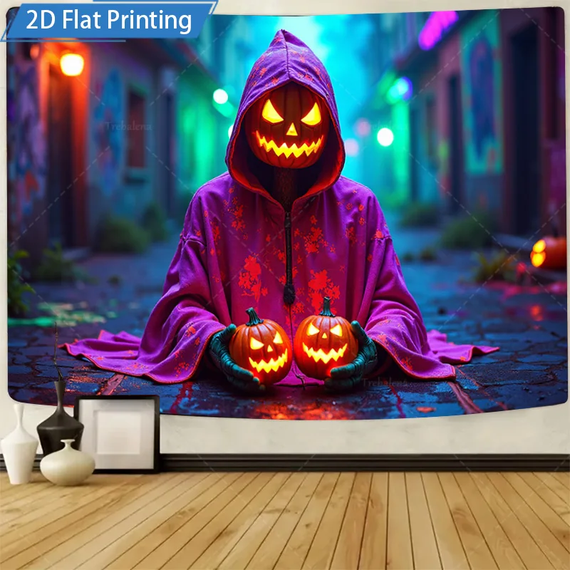 قطعة واحدة من نسيج الحائط للهالوين على شكل يقطين شبح - روح بقلنسوة أرجوانية مع فوانيس جاك أو، مشهد زقاق داكن