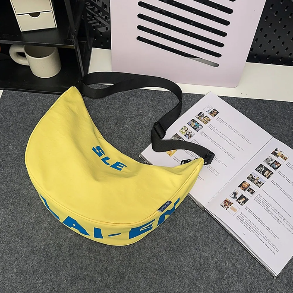 

Large Capacity Nylon Shoulder Bag Multi-Functional Streetwear Japanese Style Dumpling Bag Cool Lightweight Casual Chest Pack Man