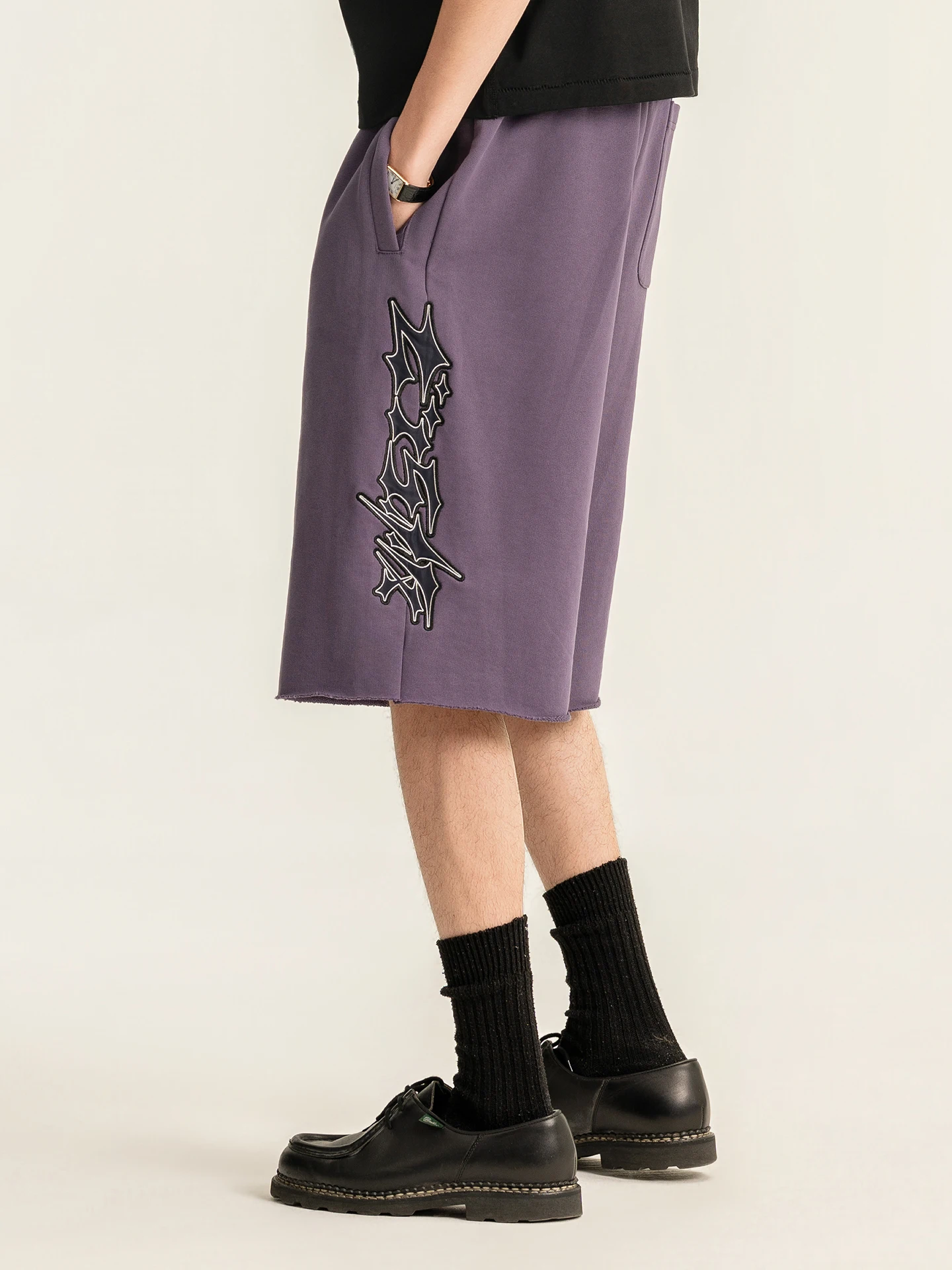 

Randomevent Embroidered Cotton Loose Fit Shorts Seven Piece Board Patchwork Frayed Hemline Comfortable Breathable Men's Summe...