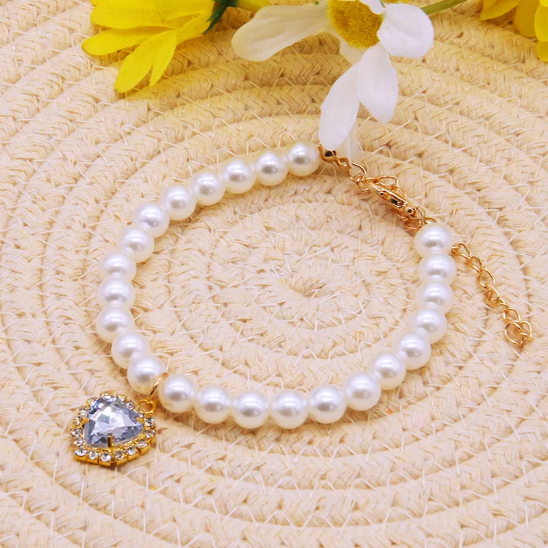 Cute Fashion Pet Supplies Cat Accessories Necklace Pearl Crystal Pet Collar Pearl Beaded Solid Crystal Pendant Pet Products