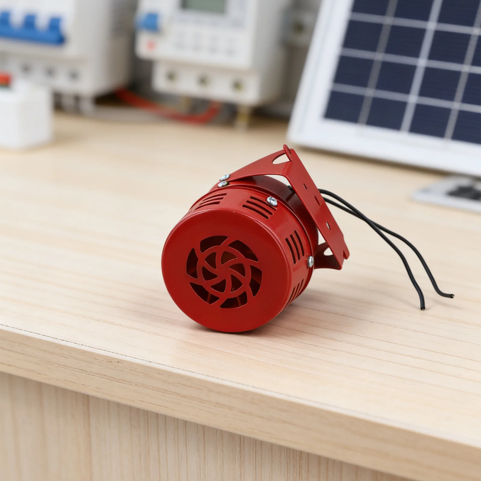 Motorized alarm siren for industrial safety powered by 220V AC delivers penetrating continuous alarm sound at 110 decibels