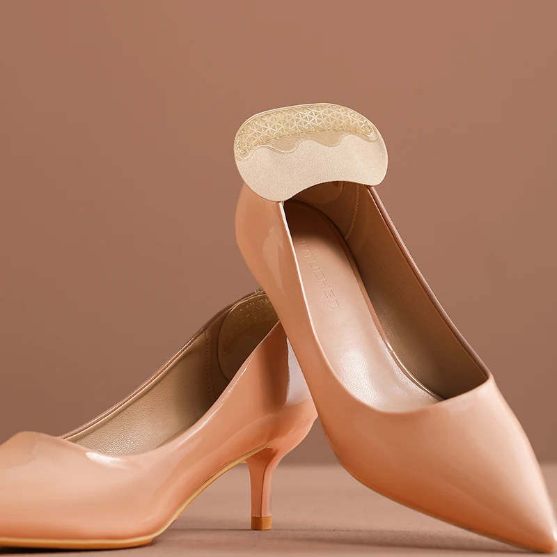 

2 Pairs Soft TPE Heel Stickers Anti-Slip and Anti-Abrasion Stickers for Shoes, Pads for High Heels to Prevent Falling Off