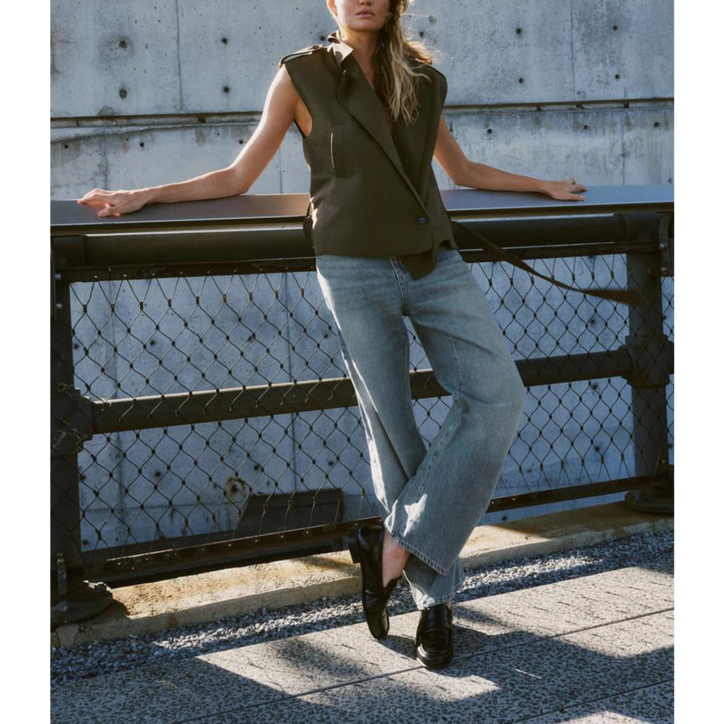 mat Sle Women's Vest New Autumn Collection Double-Breasted Svel Collared with Belt oulder Pad 2025 Fall Season