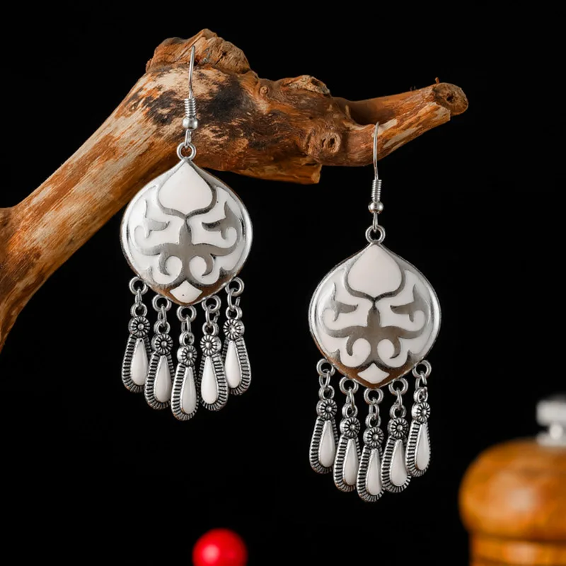 White Enamel Peacock Water Drop Feather Earrings for Women Ethnic Elegant Long Crystal Rhinestone Earring Boho Vintage Jewelry