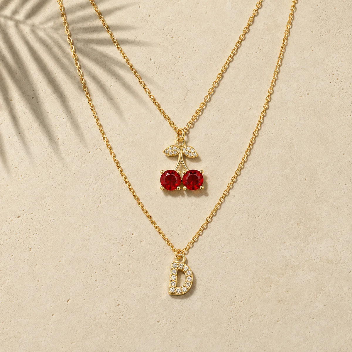 Vergoldeter Personalisierter Initialen-Anhänger Kirsch-Halskette für Damen und Herren mit Kubischem Zirkonia, Geburtstagsgeschenk-Schmuck – Detail 6