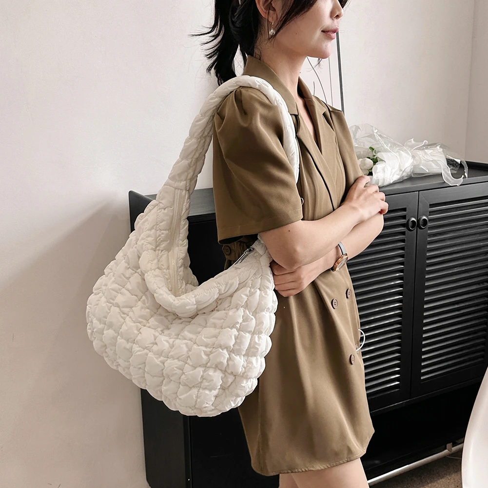 Quilted Padded Crossbody Bag for Women Pleated Bubbles Cloud Shoulder Bags Large Capacity Tote Bags Down Texture Crossbody Bag