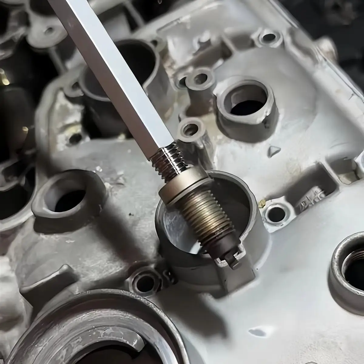 Reverse Thread Tool For Removing Broken Spark Plugs Easy Removal Broken Screws Inverted Cones Hexagons Car Repair Tool