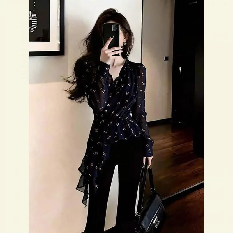 

Elegant Floral Long Sleeve Shirt Women's Fashionable Romantic Style Polyester V-neck Button-up Office Wear Summer Top