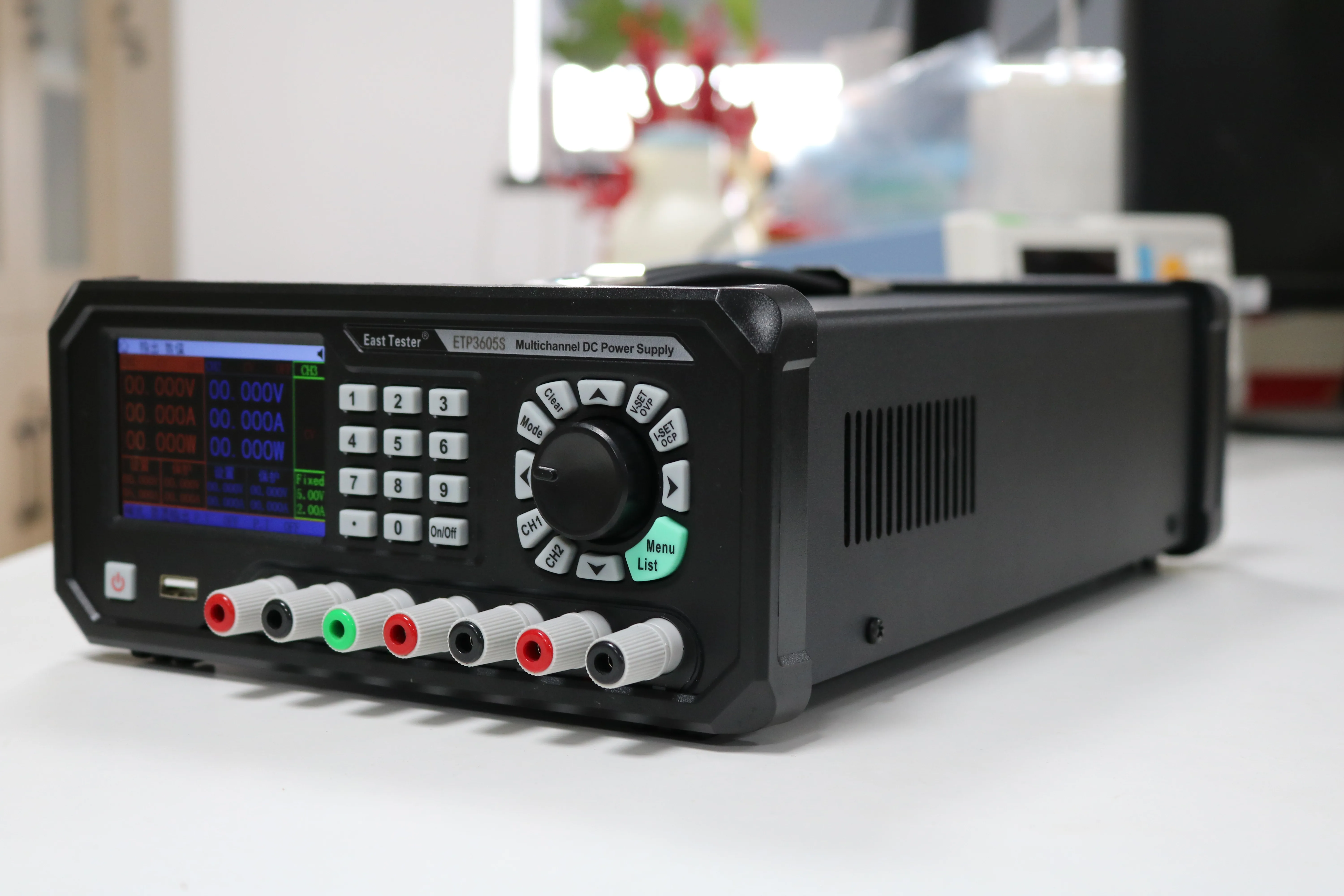 سلسلة ETP-S جهد إخراج مستقر للغاية وضوضاء منخفضة وقنوات متعددة قابلة للبرمجة ومصدر طاقة تيار مستمر وحمل إلكتروني