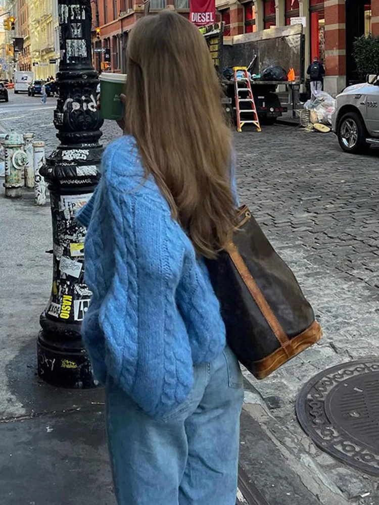 Maglione lavorato a maglia da donna intrecciato blu di nuova moda casual caldo O collo manica a sbuffo pullover allentato autunno inverno abbigliamento donna top