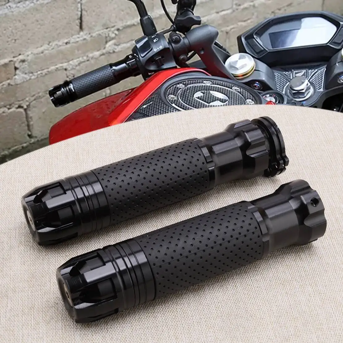 

Пара универсальных поворотных ручек газа для мотоцикла 7/8 дюйма (22 мм), черные, из алюминиевого сплава