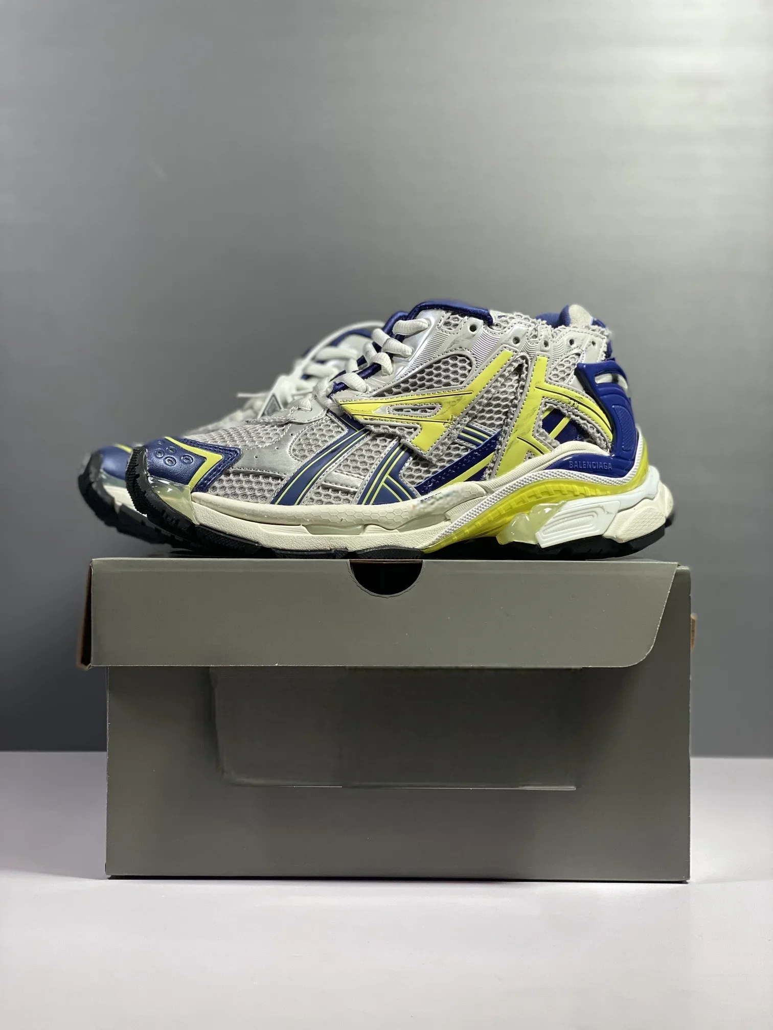 أحذية رياضية للرجال والنساء على طراز ملابس العمل ، أحذية المشي ، أكثر من ذلك ، عصرية ، من من من من من من من من من من من من من من من من من من من من من من من من من