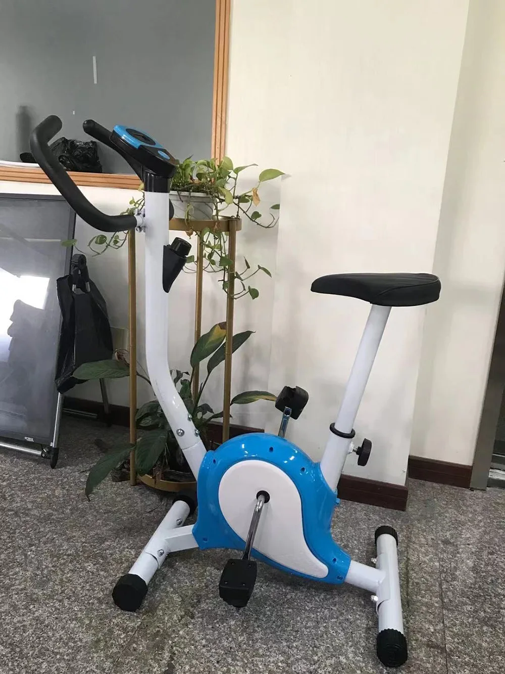 

Manufacturer's direct sales of silent indoor fitness bicycles, woven belts, household and commercial dynamic bicycles, fitness b