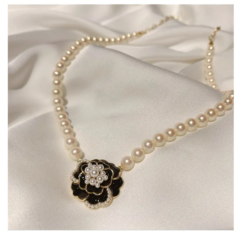 Camellia Flower necklace retro necklace Same bracelet elegant pearl necklaces clavicle chain jewelry for women