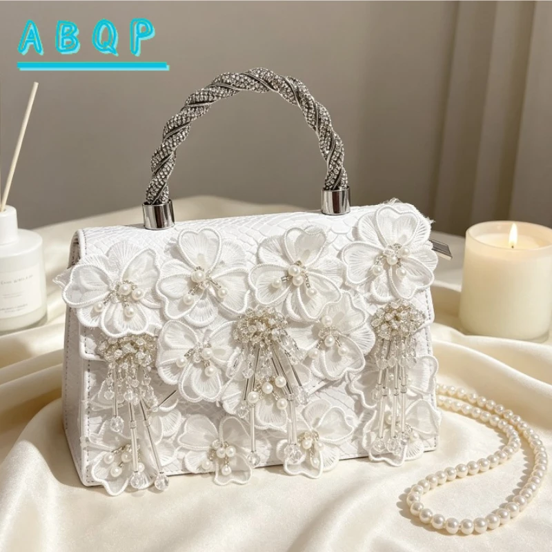 

New Dinner Women's Bag Luxury Brand Dinner Party Women's Handbag Handmade Pearl Fashion Women's Shoulder Bag Large Capacity