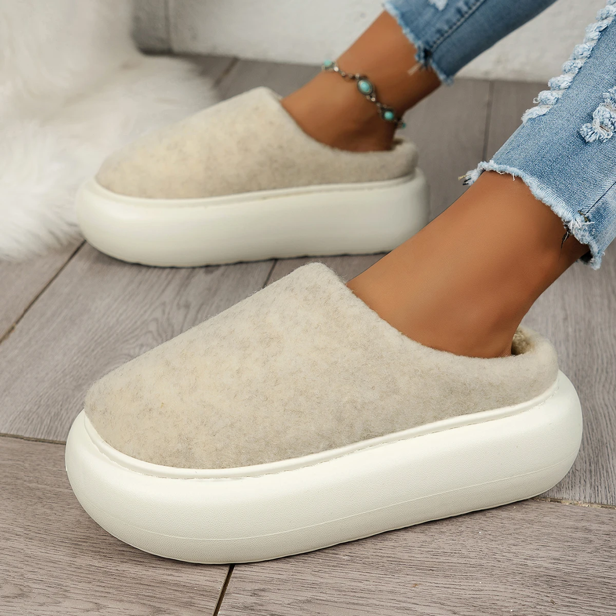 Women's Winter Solid Color Casual Comfortable Anti-slip Warm Plush Slippers Cover Toe Slip-On Home Slippers image 6