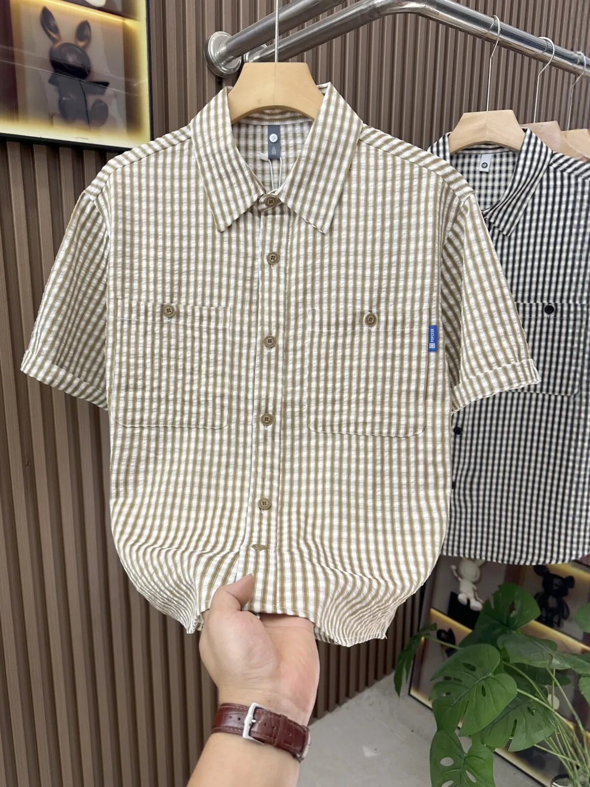 American Plaid Short Sleeve Casual Shirt Men's Loose Fit Breathable Double Pocket Shirt Polyester Summer 2026 Regular Length
