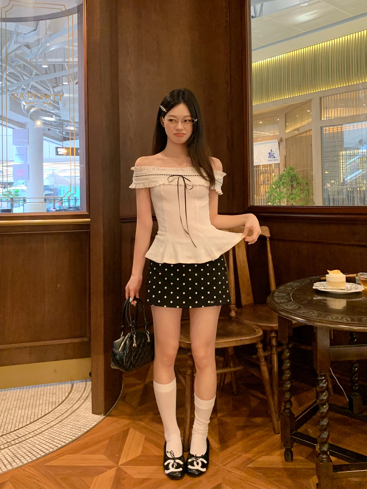 Song Zhengen Pure Desire White One-Shoulder Short-Sleeve T-Shirt Women's Summer Shoulder Bared Waist-Cinched Slimming Small Top