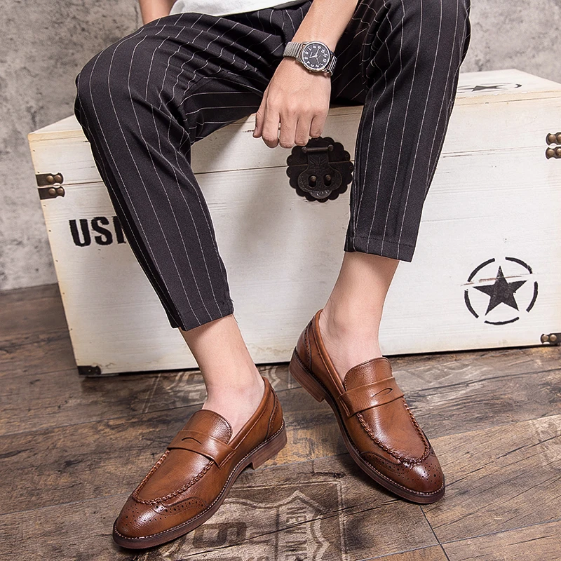 2022 Luxury Brand Penny Loafers Men Casual Shoes Slip On Leather Dress Shoes Big Size 38-47 Brogue Carving Loafer Driving Shoes