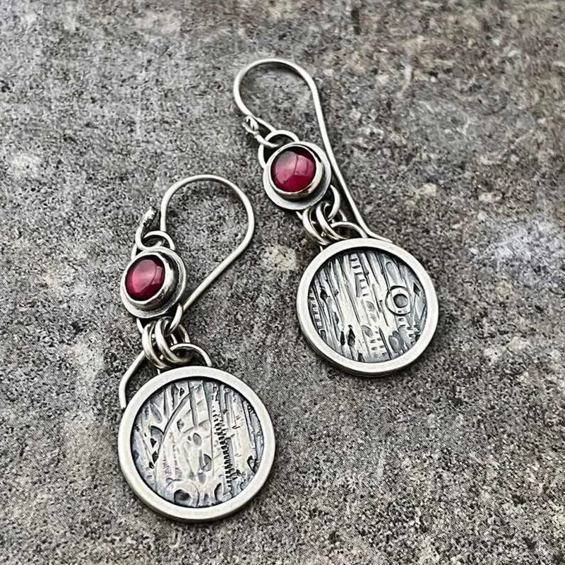 Retro Geometric Cir…