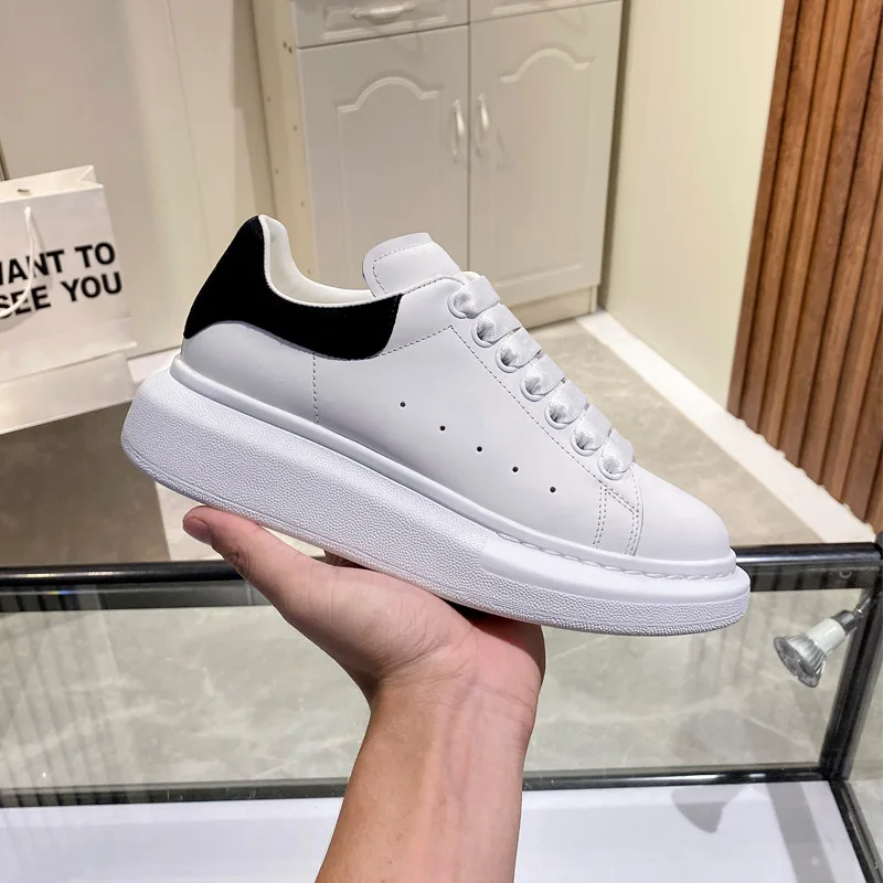 

Little white shoes women's thick soles versatile sponge cake shoes elevated inner height casual sports couple, men's board shoes