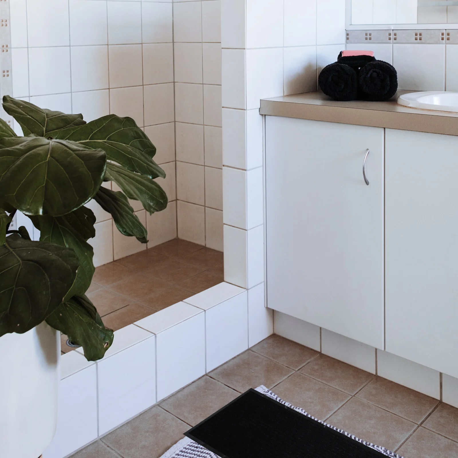 

1Pcs Dust Removal Mat Anti-Skid Striped Floor Mat Non-Slip Entrance Pad for Bathroom Kitchen Striped Doormat Entrance Pad