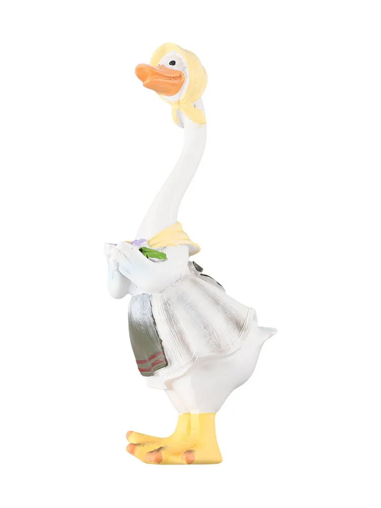 Duck Statues Garden Decoration Outdoor Space Easy To Place Gardener Couple Long term Enjoyment For Lawn Decoration