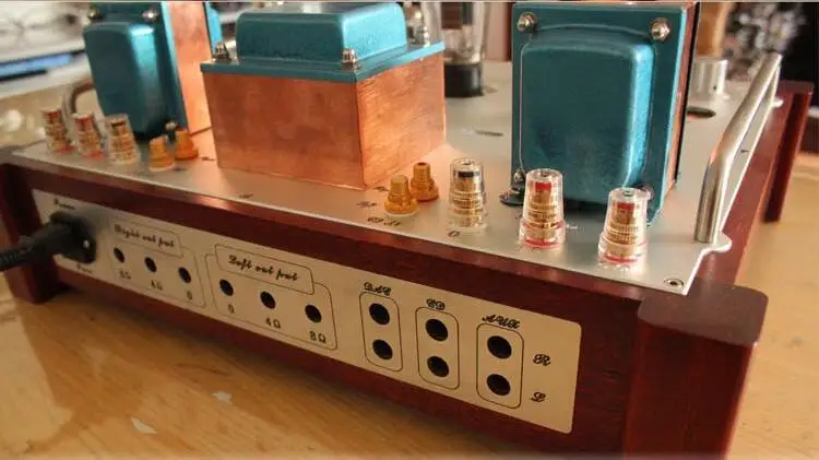 The Latest 7W*2 fever tube amplifier 300B single-ended tube tube amplifier mahogany chassis,0 Low noise layout and traces