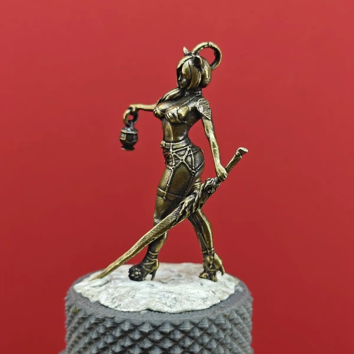 Brass Miniature Girl Figurine Home Decoration Ornament Collectible Model Statue Desk Decor Vintage