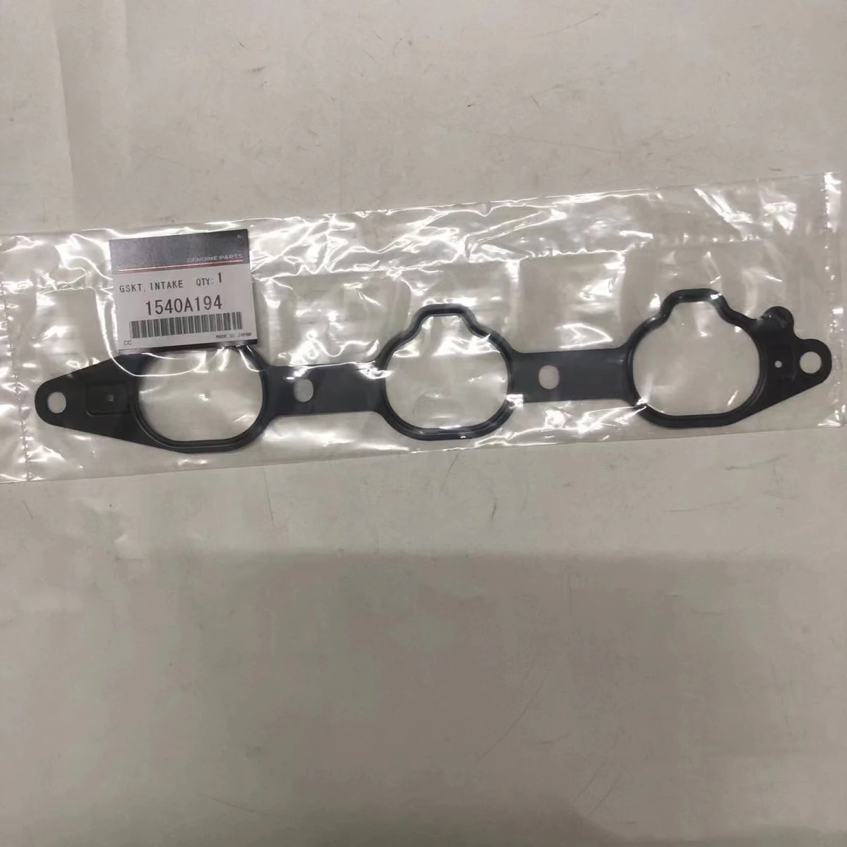 Intake manifold pads Suitable for Mitsubishi Pajero V97 V77 V87 V67 engine 6G75 OE MR561581 MR561582 1540A194 MR561584
